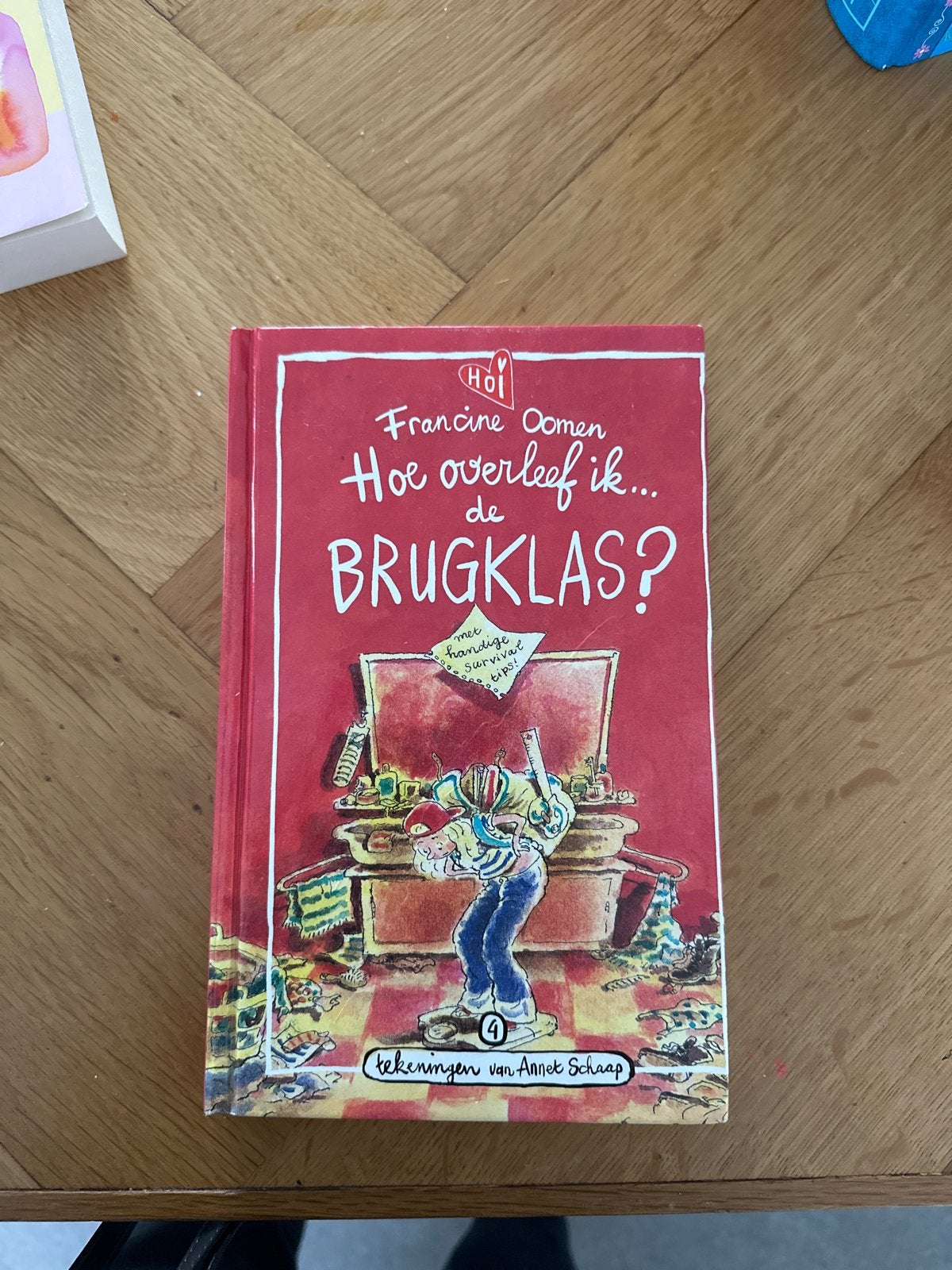 Hoe overleef ik de brugklas? - Francine Oomen, Boeken, Ophalen of Verzenden, Zo goed als nieuw, Fictie