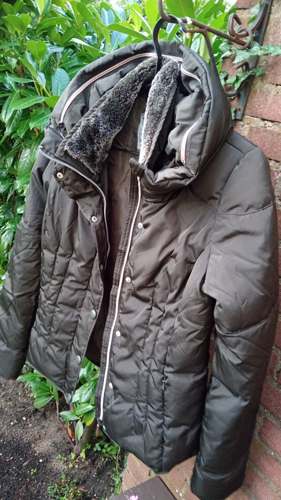 Mooie sportieve winterjas Nieuw!, Maat 38/40 (M), Gheisa, Bruin, Nieuw