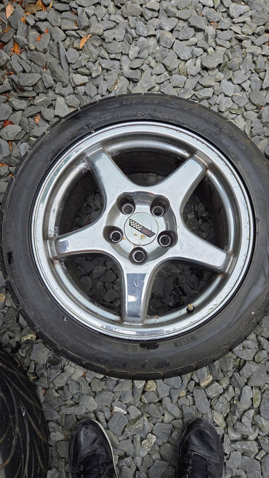 4 stuks 17" velgen + banden Corvette C4., Ophalen, Gebruikt, Chevrolet