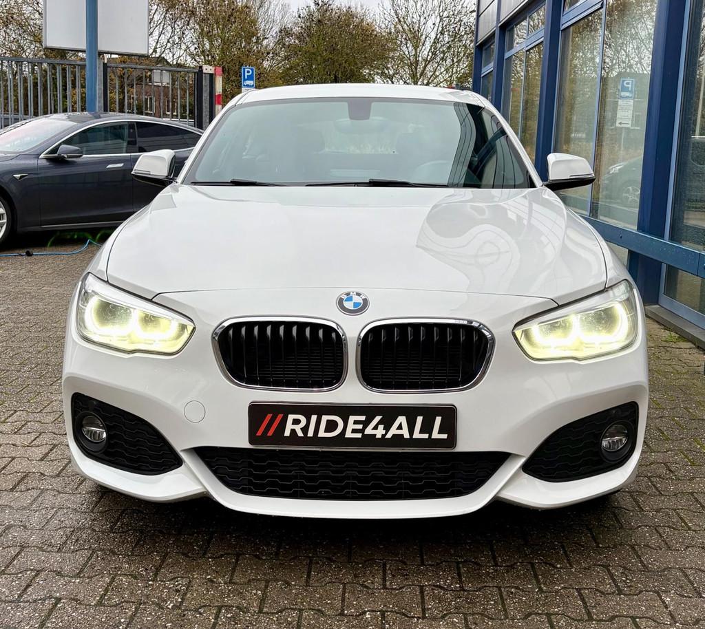 BMW 1-serie 116i M-Sport/ALCANTARA/CRUISE/BLUETOOTH!, Auto's, BMW, 1-Serie, Achterwielaandrijving, Gebruikt, Euro 6