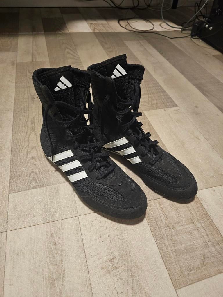 Adidas box hog 2, Ophalen of Verzenden, Zo goed als nieuw, Boksschoenen