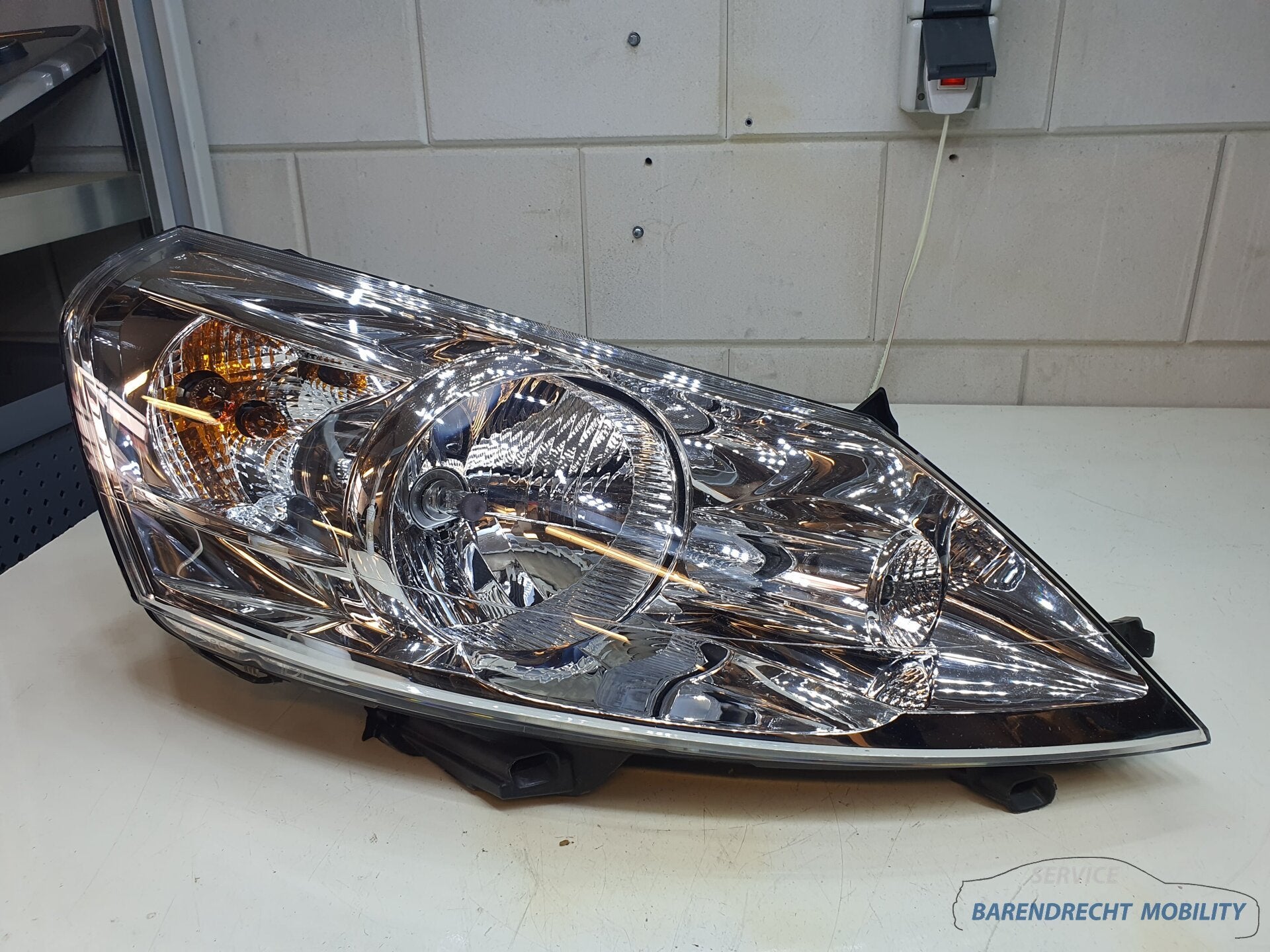 Peugeot Expert Tepee Citro n Jumpy G9 koplamp 89902604 recht