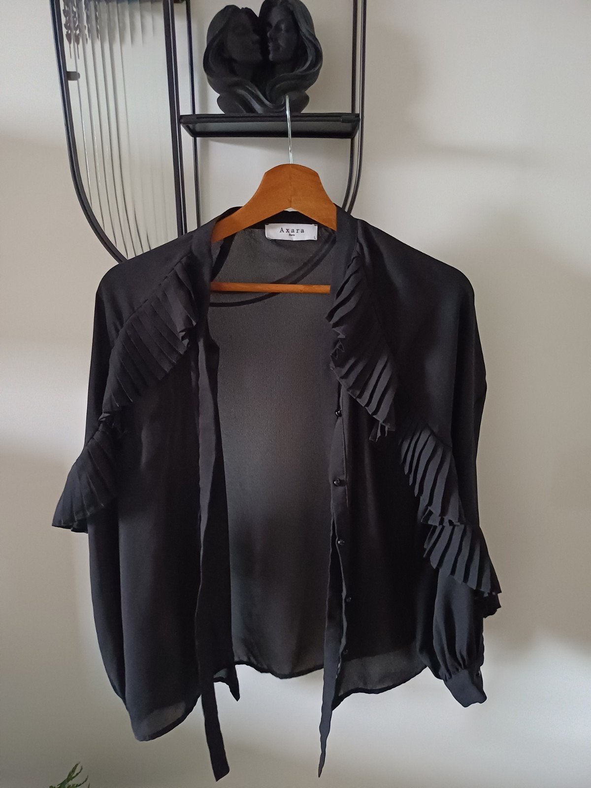 Axara Paris Zwarte Blouse met Ruches - Maat L, Axara Paris, Zwart, Maat 42/44 (L), Ophalen of Verzenden