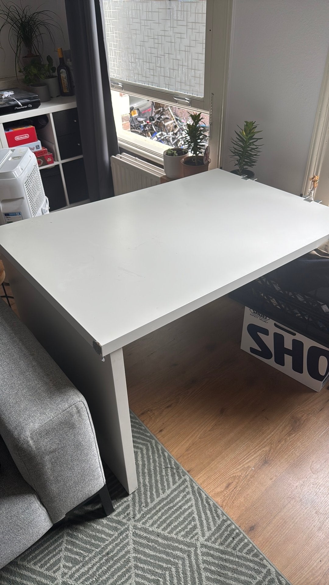 Ikea bureau (voor kallax kast), Ophalen, Zo goed als nieuw