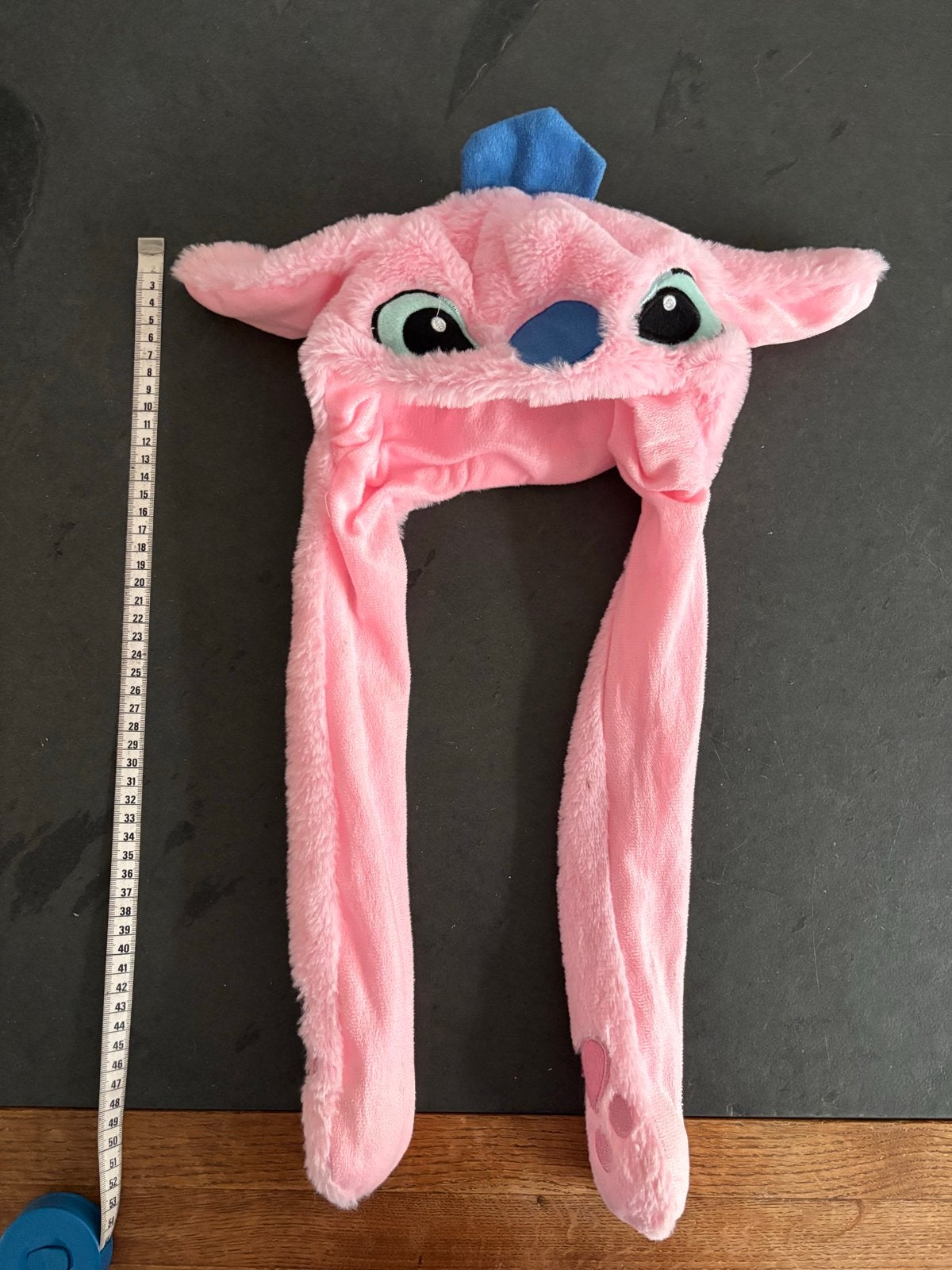 Roze Stitch muts met bewegende oren, Jongen of Meisje, Ophalen of Verzenden, Zo goed als nieuw, 122 t/m 128