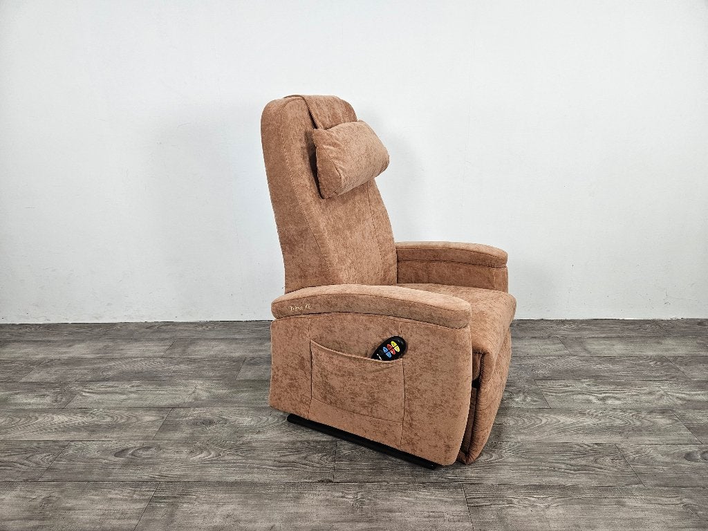 Foto 7 van Luxe sta-op stoel huren €70,- pm