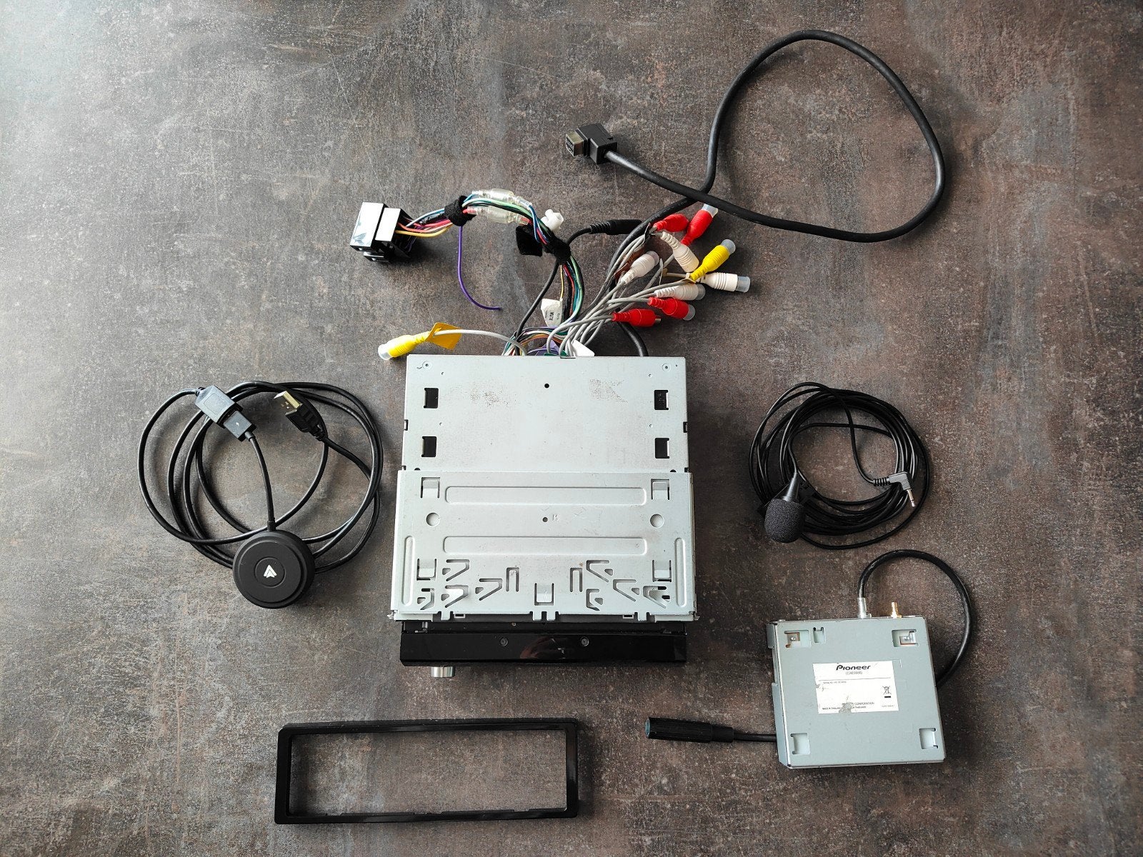 Pioneer AVH-Z7200DAB 7" 1-din radio ZGAN, Auto diversen, Autoradio's, Ophalen of Verzenden
