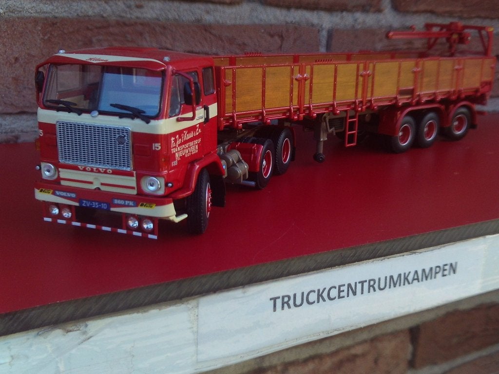 WSI  Volvo  F88  van  Jac  van  t,Kruis., Ophalen of Verzenden, Nieuw, Bus of Vrachtwagen, Wsi
