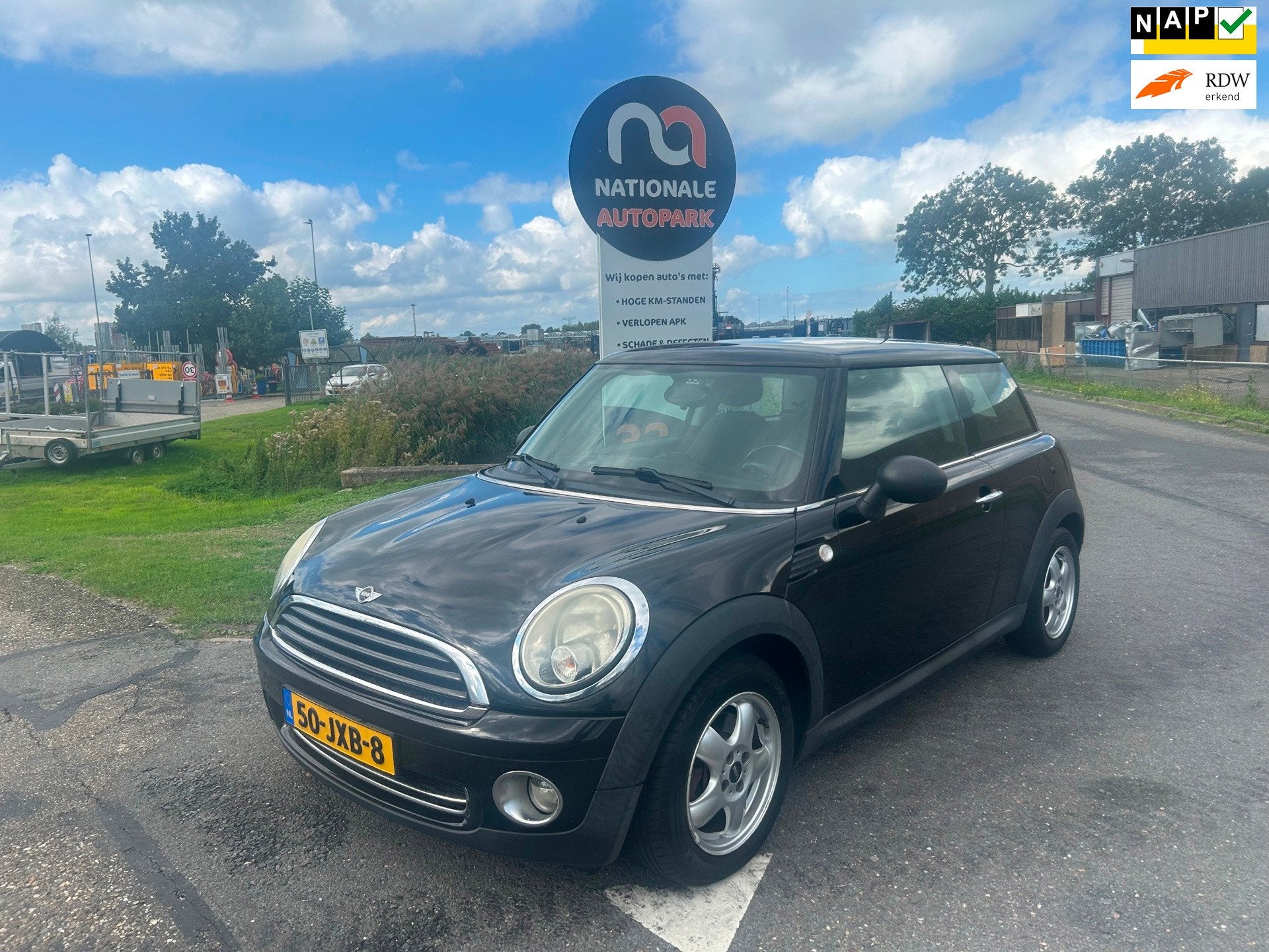Mini 3-Deurs 2009 * 1.4 One Pepper * APK * LEUKE AUTO !, Auto's, Voorwielaandrijving, 4 stoelen, Origineel Nederlands, Bedrijf