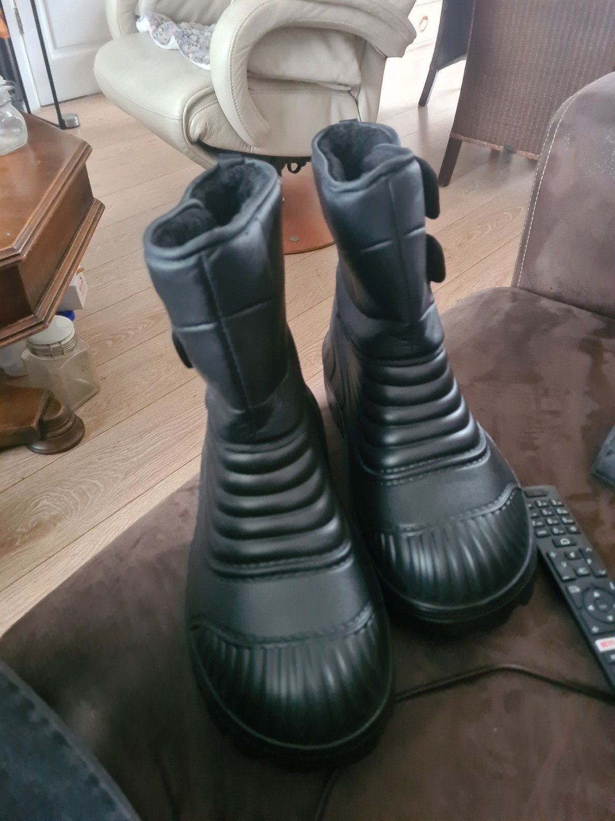 Zwarte gevoerde laarzen, maat 46-47 valt kleine uit maat 45, Ophalen of Verzenden, Zo goed als nieuw, Zwart, Boots