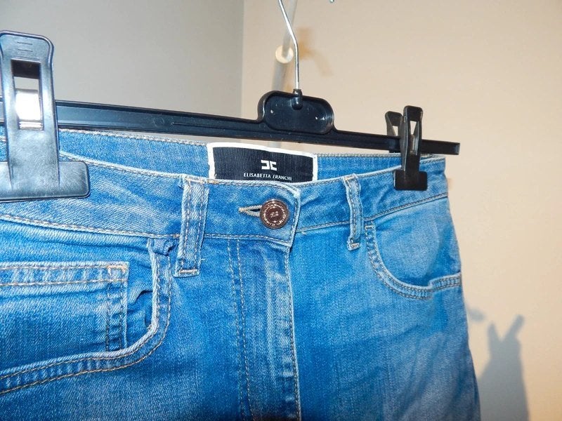 Elisabetta Franchi jeans broek blauw aansluitend model 26, Kleding | Dames, Spijkerbroeken en Jeans, Zo goed als nieuw, W27 (confectie 34) of kleiner