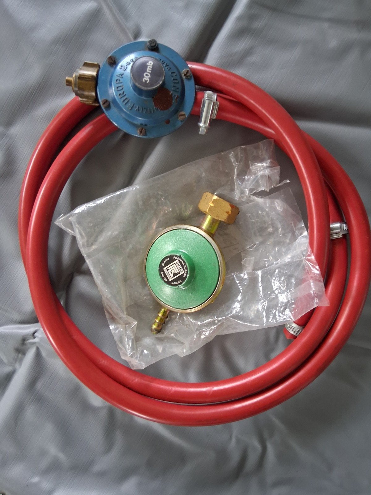 Gasdrukregelaar met slang voor gasfles, Ophalen of Verzenden, Nieuw