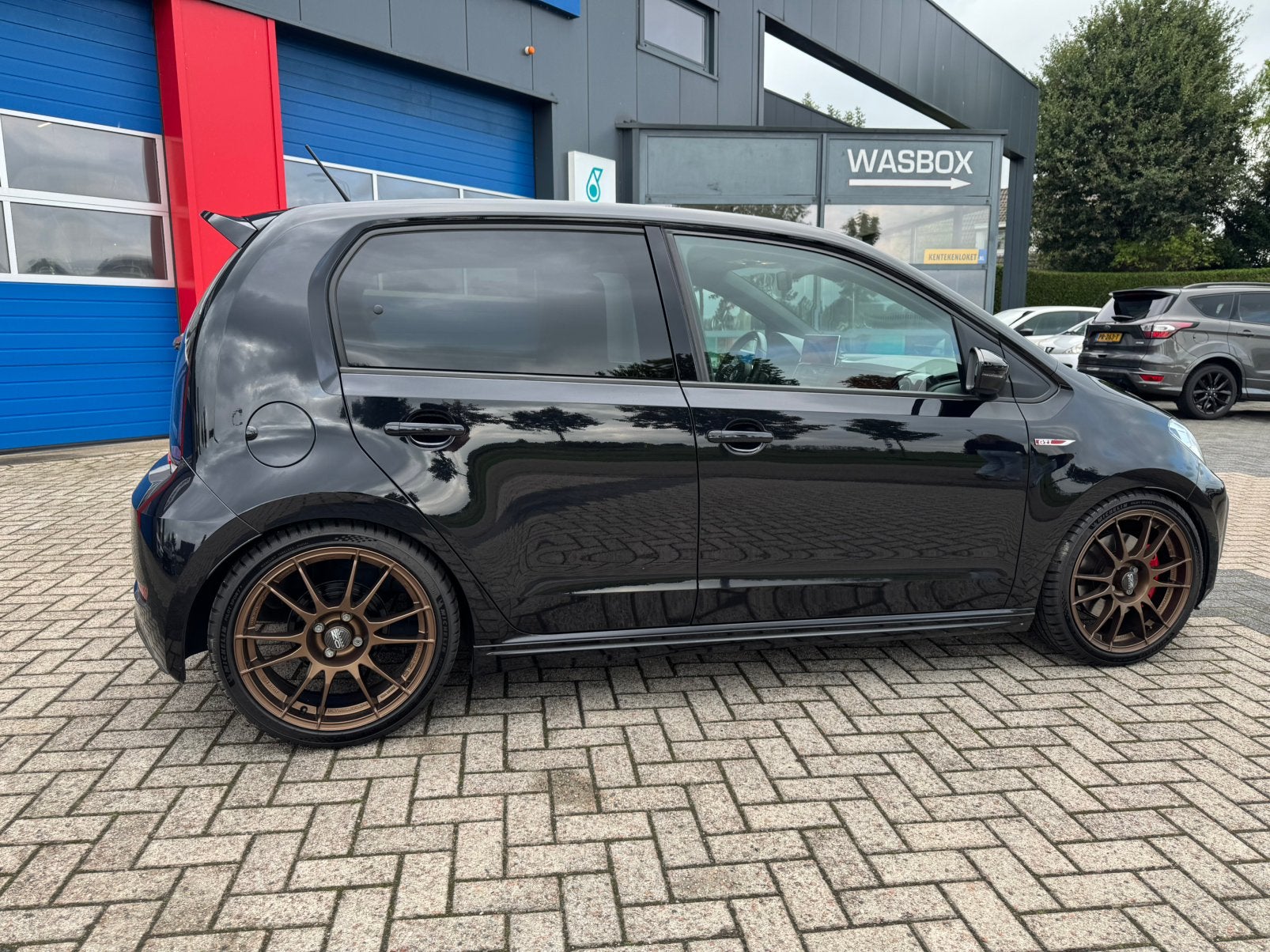 Volkswagen up! 1.0 GTI NL Milltek OZ Pano, Voorwielaandrijving, 970 kg, 40 €/maand, 4 stoelen