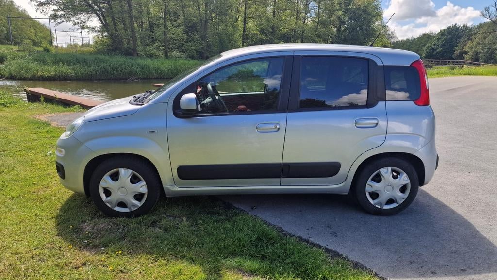 Fiat Panda 1.2 Lounge 31-12-2015 CC,CV, PDC,Elec R,Distribut, Stof, Origineel Nederlands, Overige kleuren, Handgeschakeld