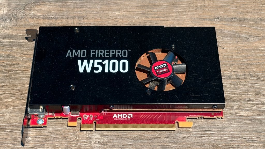 Te Koop: AMD FirePro W5100 4GB, PCI-Express 3, Gebruikt, AMD, DisplayPort