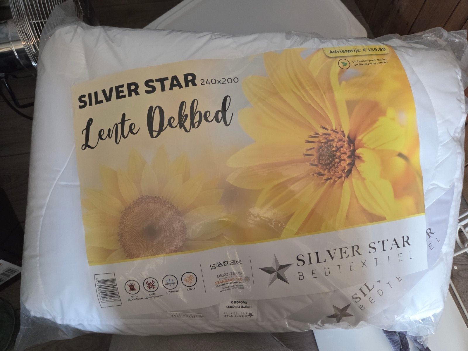 Silver Star Lente Dekbed 240x200 - Nieuw, Wit, Ophalen of Verzenden, Deken of Dekbed, Overige merken