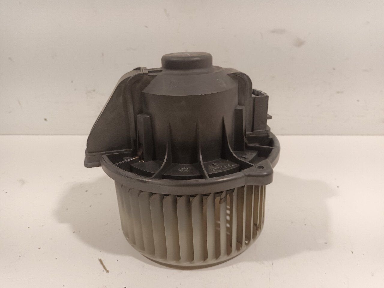 Kachel ventilator motor Land Rover Range Rover, Onderdelen@venauto.nl, Van der Ven Autorecycling B.V., Ettenseweg 76, 4706 PB Roosendaal, The Netherlands