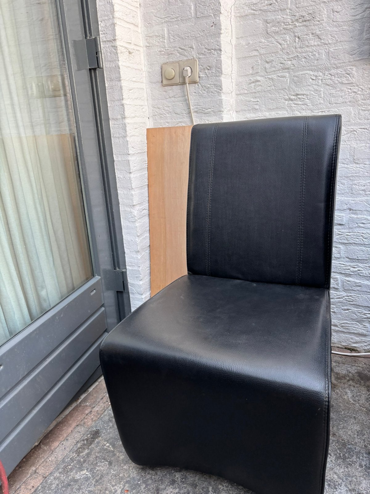 GRATIS STOELEN 6st., Huis en Inrichting, Stoelen, Ophalen, Zo goed als nieuw, Zwart, Vijf, Zes of meer stoelen