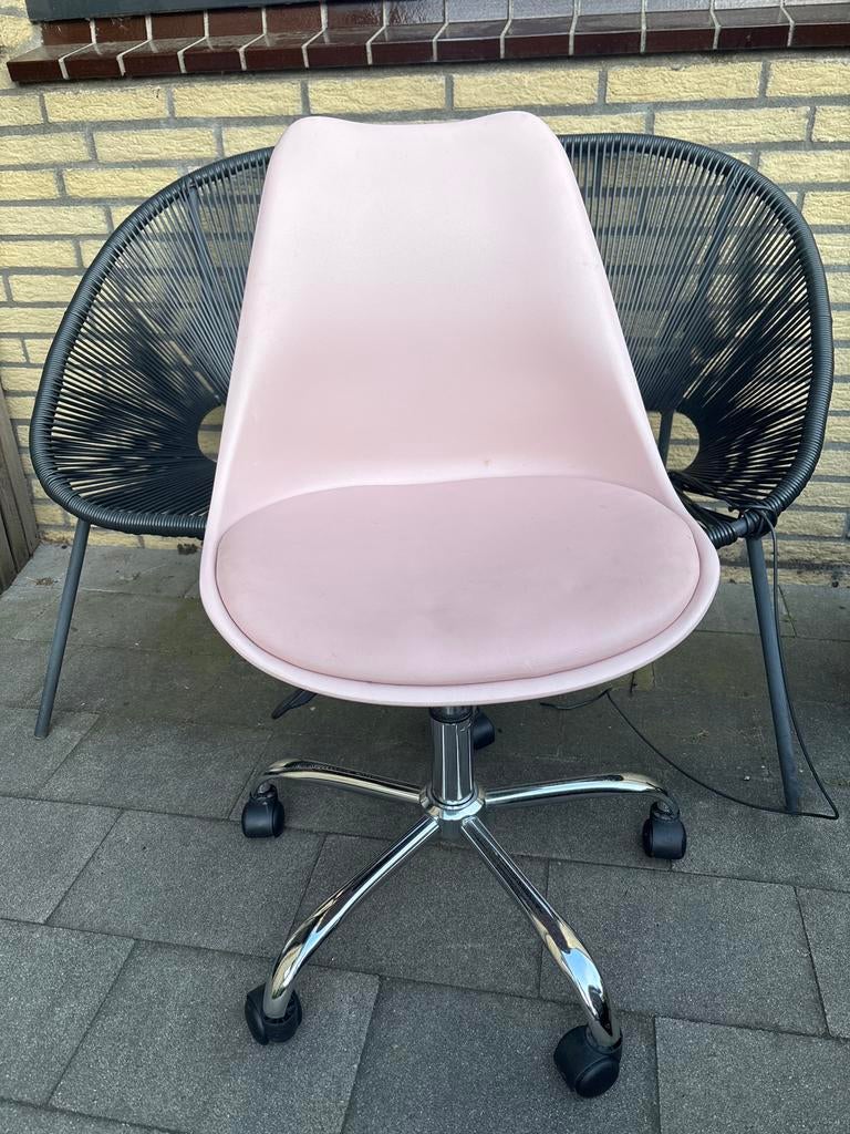 Roze Bureaustoel met Wieltjes - Zo goed als nieuw, Ophalen of Verzenden, Zo goed als nieuw, Roze, Bureaustoel