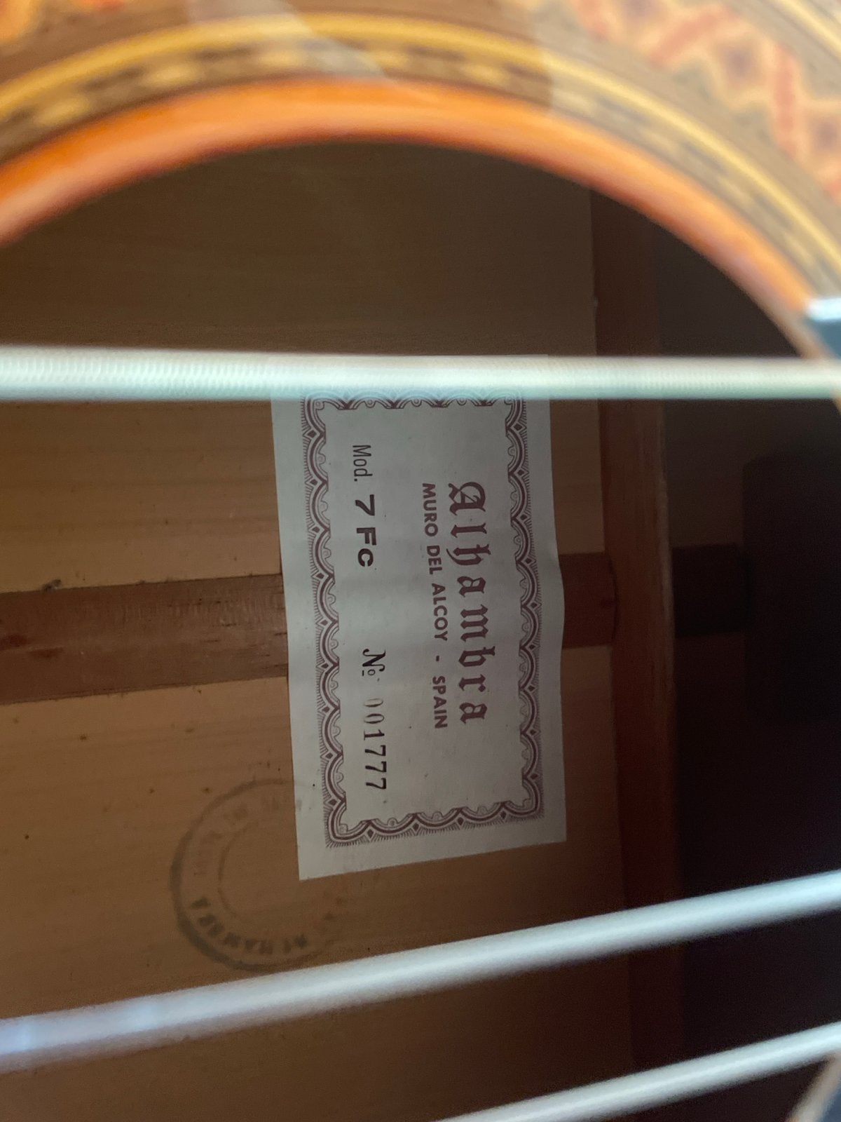 Foto 3 van Alhambra 7FC Klassieke Flamenco Gitaar - Zo goed als nieuw