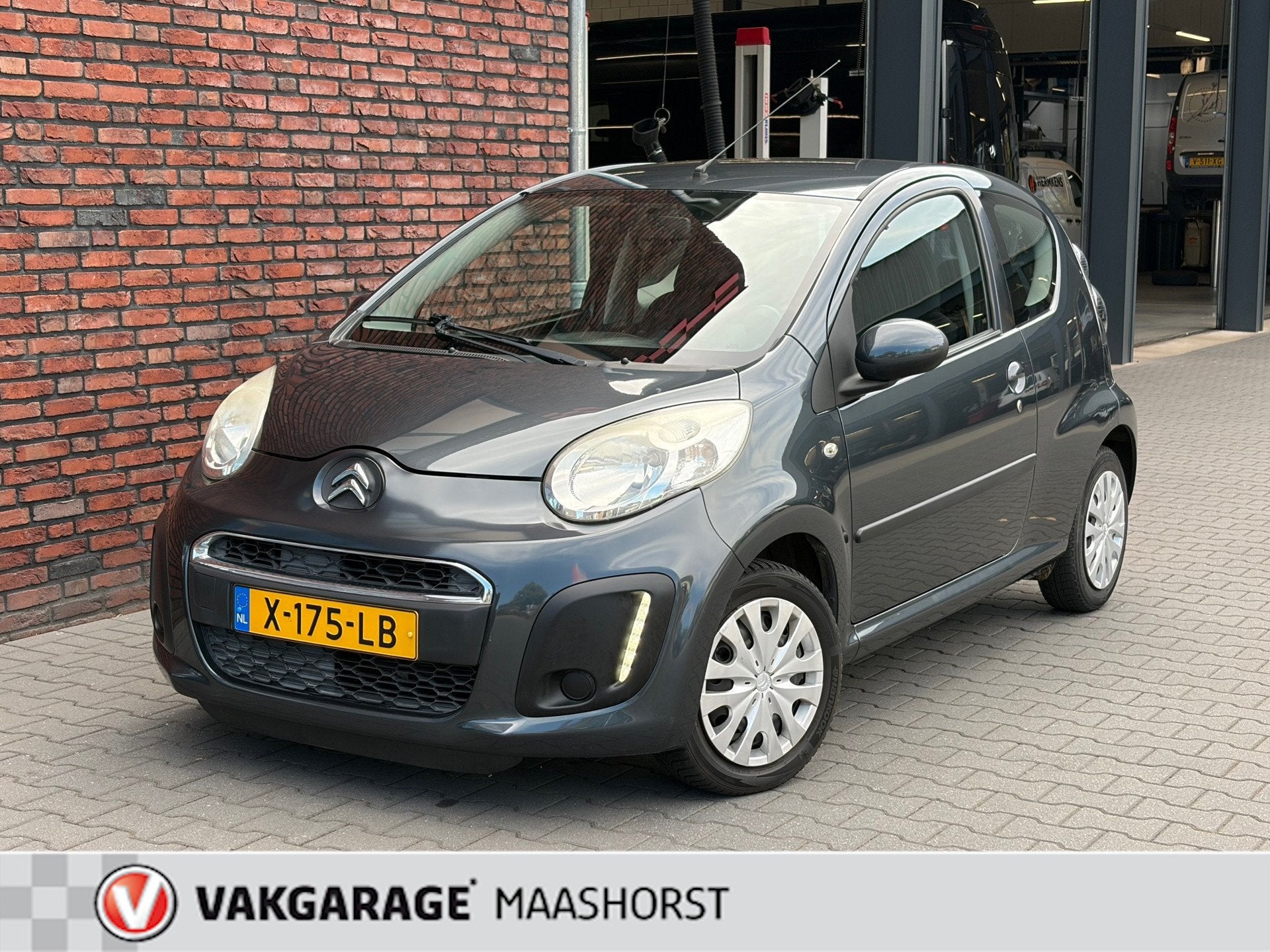 Citroen C1 1.0 Exclusive Airco/ElektrischeRamen, Auto's, Voorwielaandrijving, Euro 5, Stof, Gebruikt
