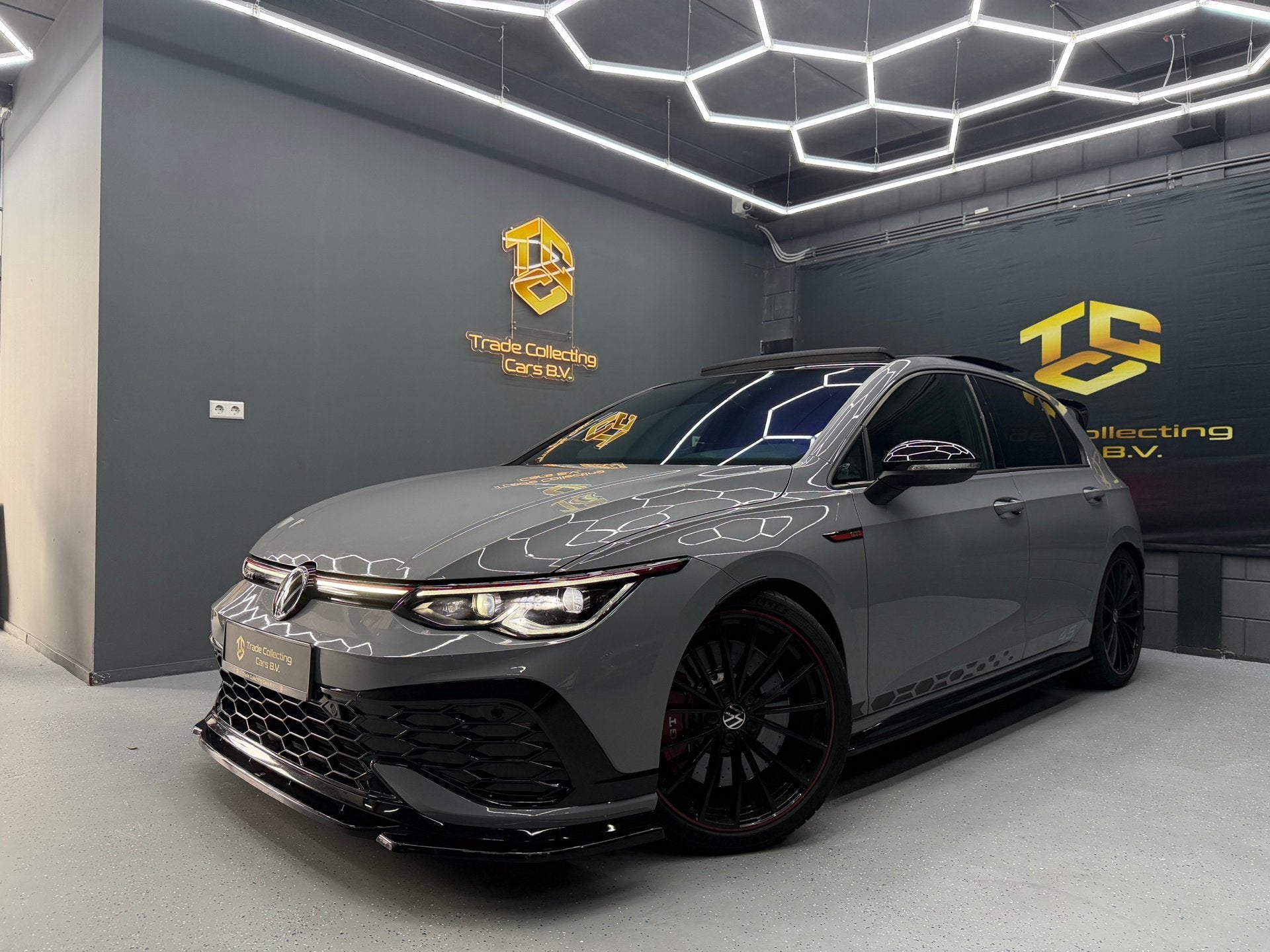 Volkswagen Golf 2.0 TSI GTI Clubsport 45 Pano-Akra-IQ Lights, Auto's, Gebruikt, Euro 6, 4 cilinders, 1984 cc