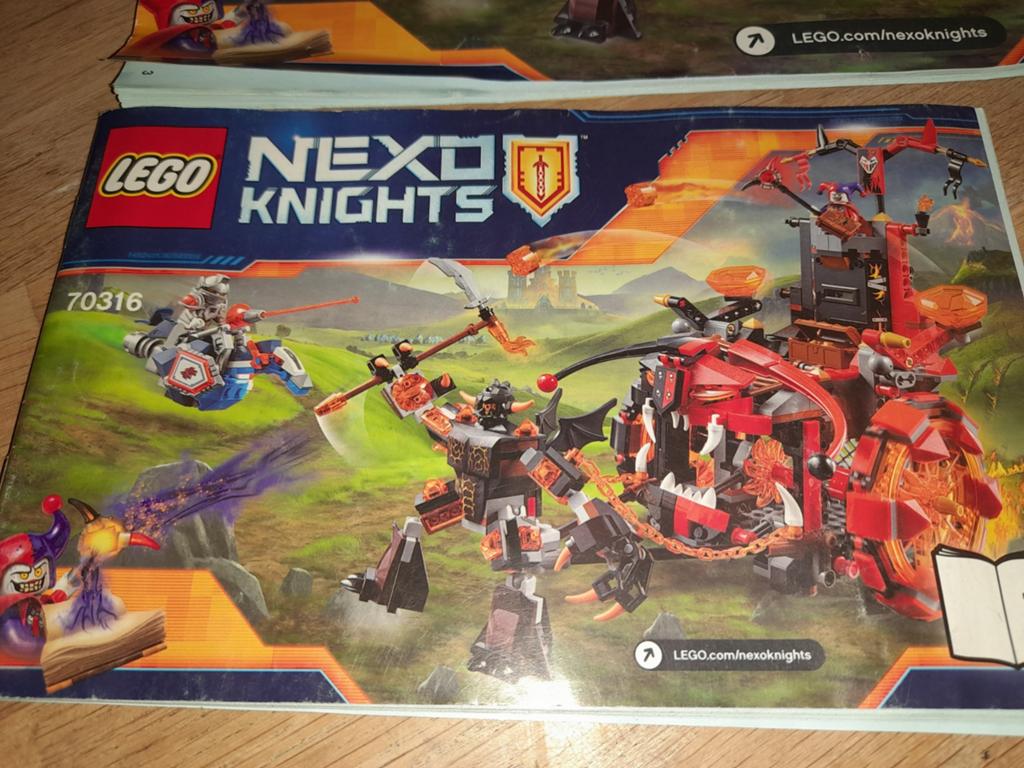 Lego nexo knights, Ophalen of Verzenden, Zo goed als nieuw