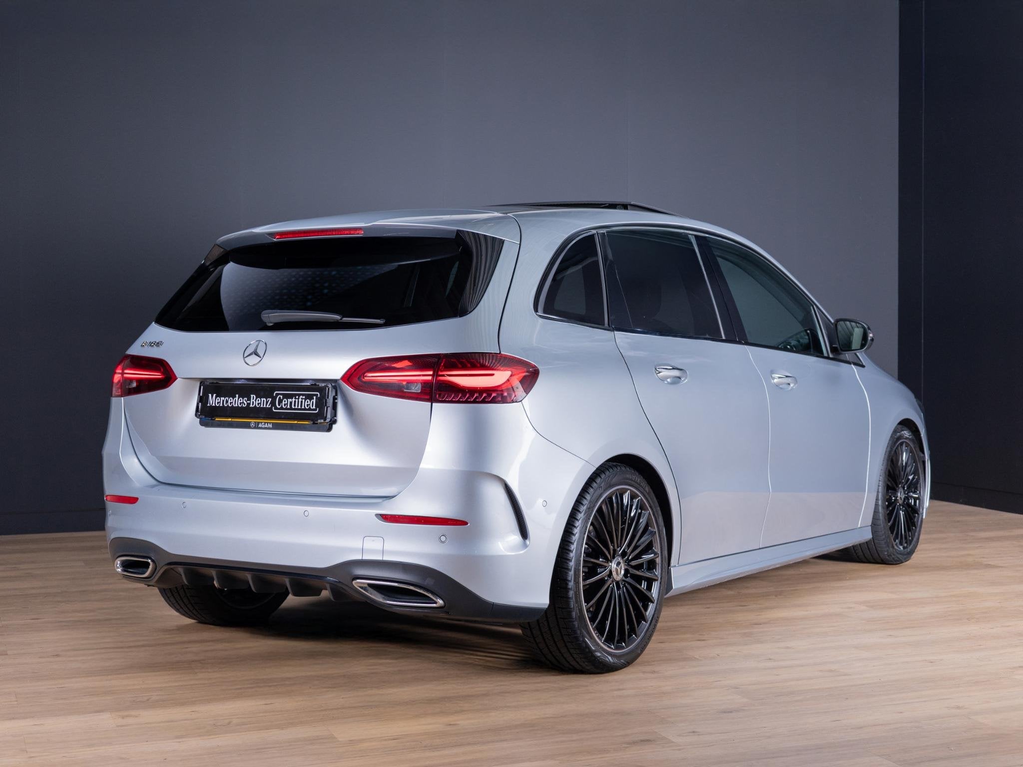 Mercedes-Benz B-Klasse 180 AMG Line | Panoramadak | | Star E, Auto's, Mercedes-Benz, Gebruikt, 4 cilinders, Origineel Nederlands