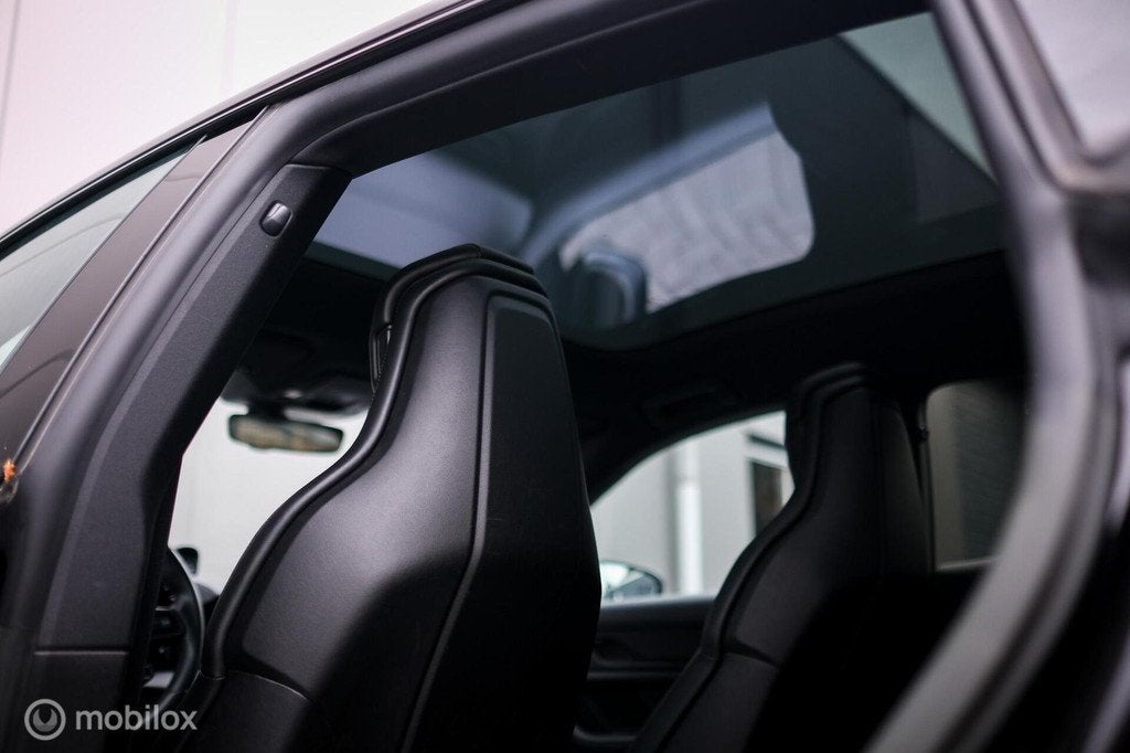 Porsche Taycan Sport Turismo 4S 93 kWh | Approved | Sportchr, Auto's, Porsche, Automaat, Gebruikt, Zwart, 4 stoelen