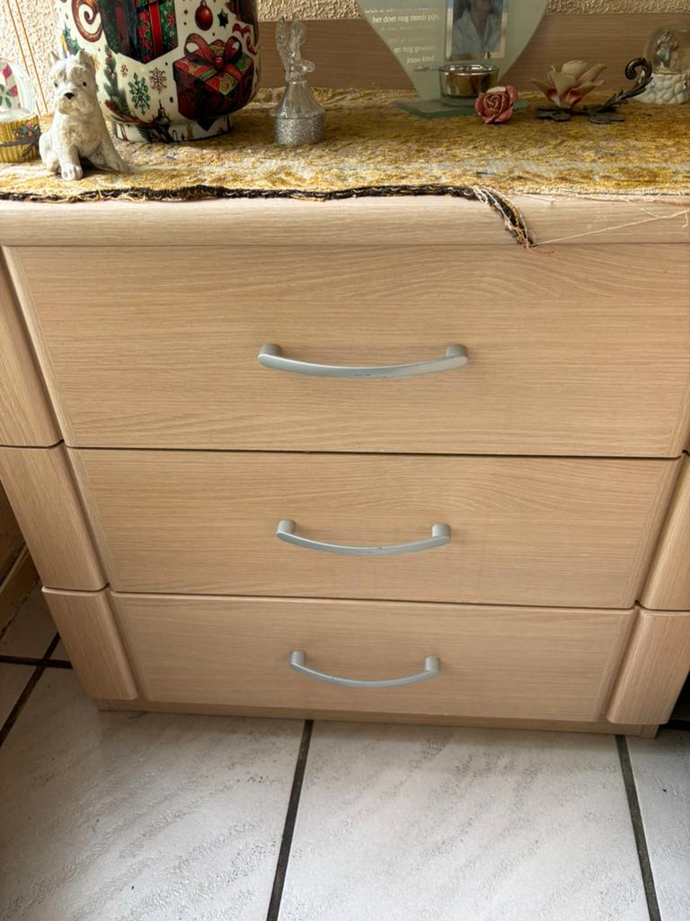 TV-kast, bijzettafel en nachtkastje, Huis en Inrichting, Ophalen, Gebruikt, Eikenhout, 50 tot 100 cm
