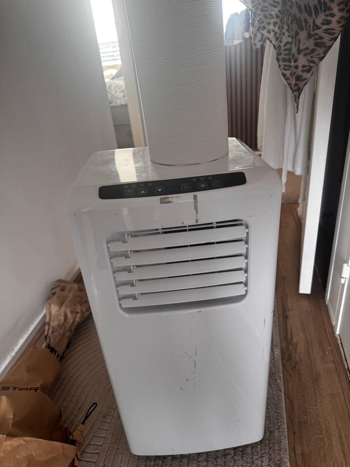Mobiele airco HANDSON Bari - Koelen en Ventileren, Gebruikt, Minder dan 60 m³, 3 snelheden of meer, Ophalen of Verzenden