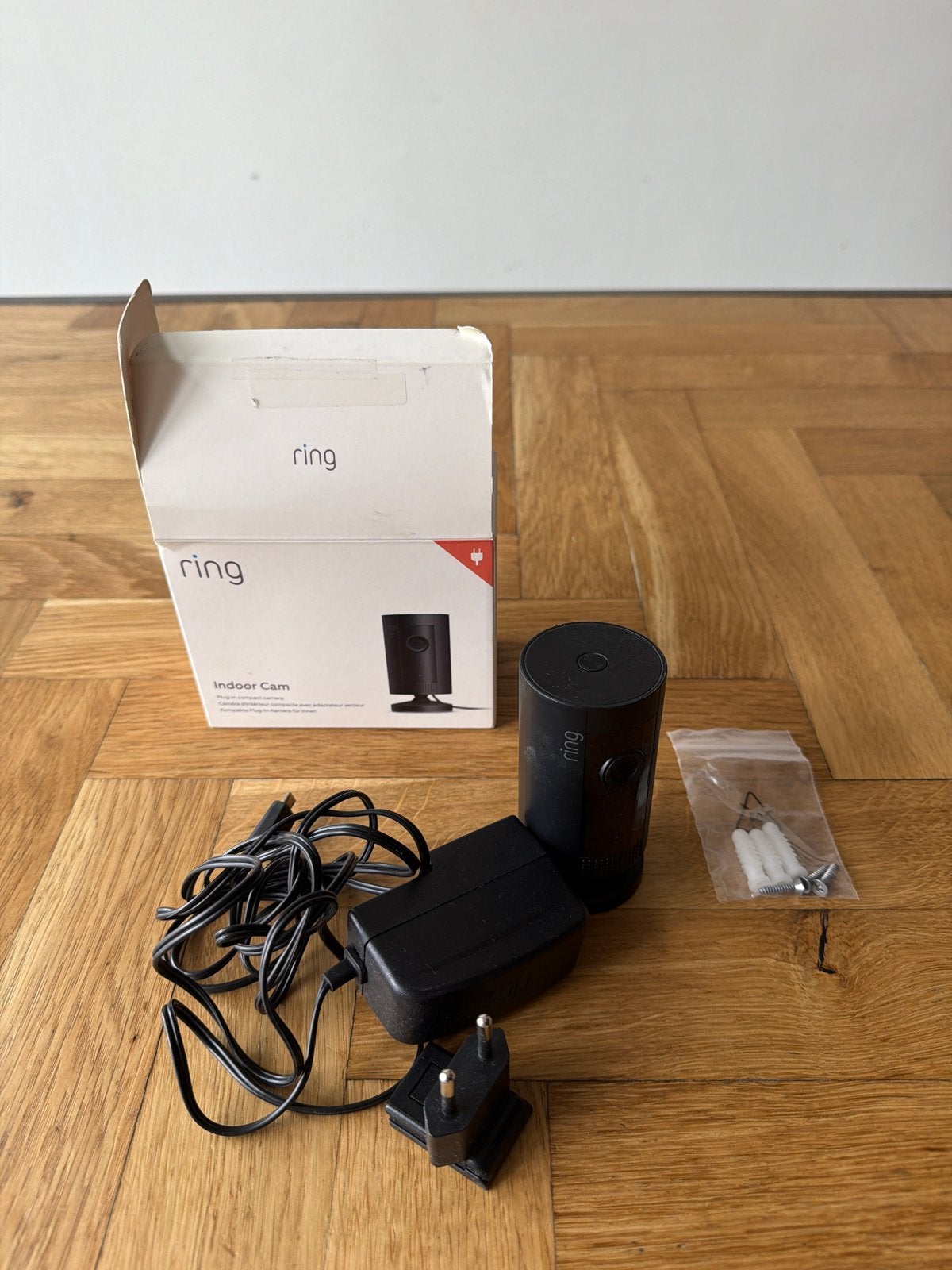 Ring Indoor Cam Zwart - Nieuw in doos, Ophalen of Verzenden, Nieuw, Binnencamera