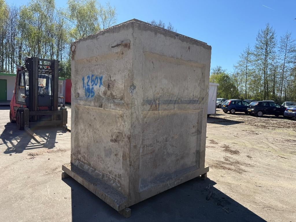 Betonputten, waterputten, watertank of bezinkputten, Ophalen of Verzenden, Gebruikt