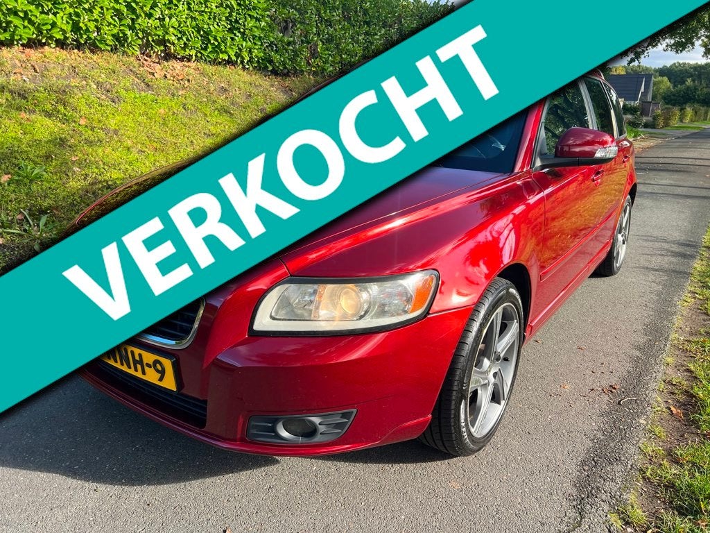 Volvo V50 1.6 Sport met een NIEUWE KOPPELING en oa: Lm 17",, Voorwielaandrijving, 1596 cc, 101 pk, Gebruikt