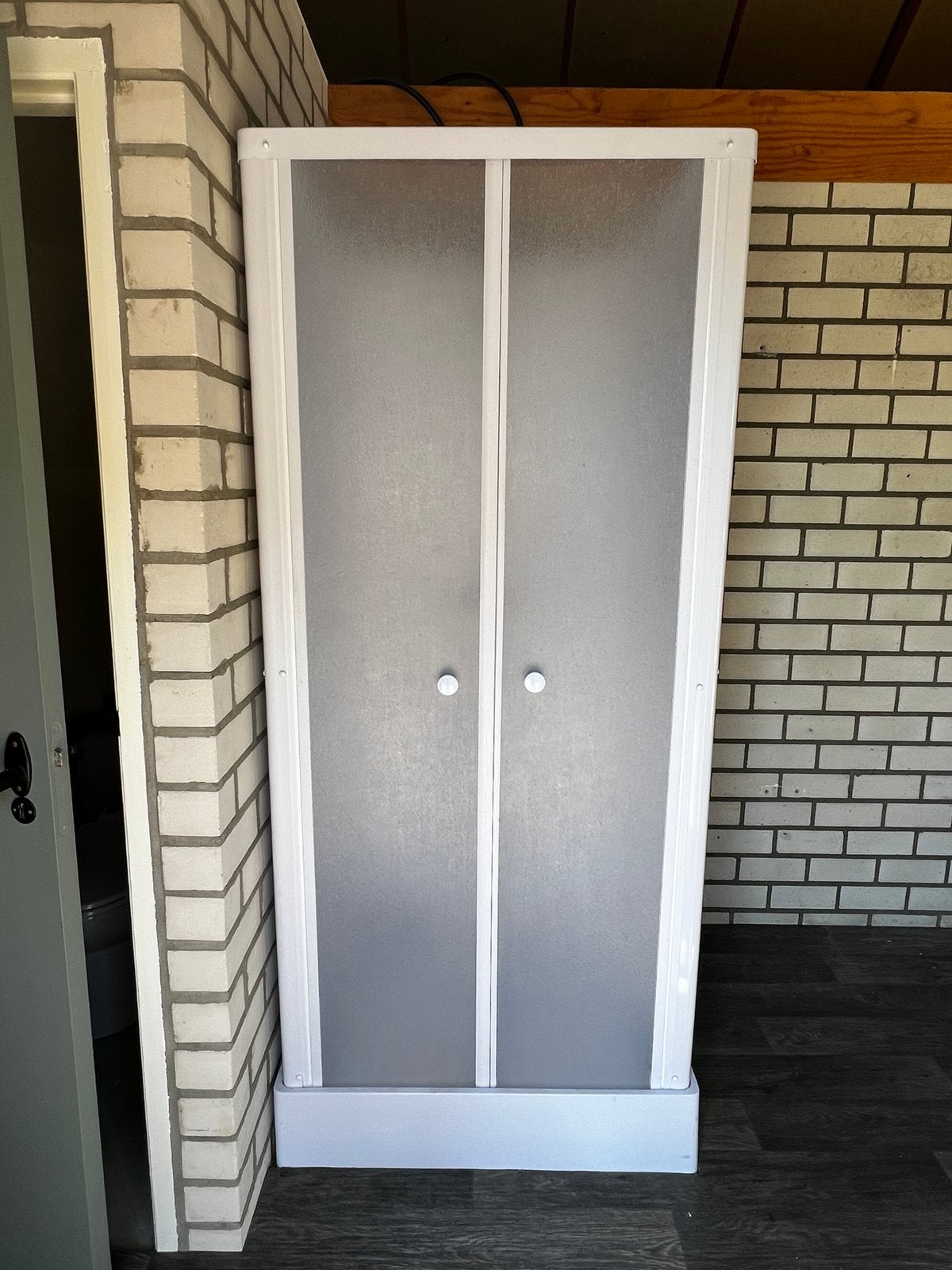 Mobiele Douche cabineset + elektrische boiler, Doe-het-zelf en Verbouw, Sanitair, Ophalen, Zo goed als nieuw, Chroom, Douche
