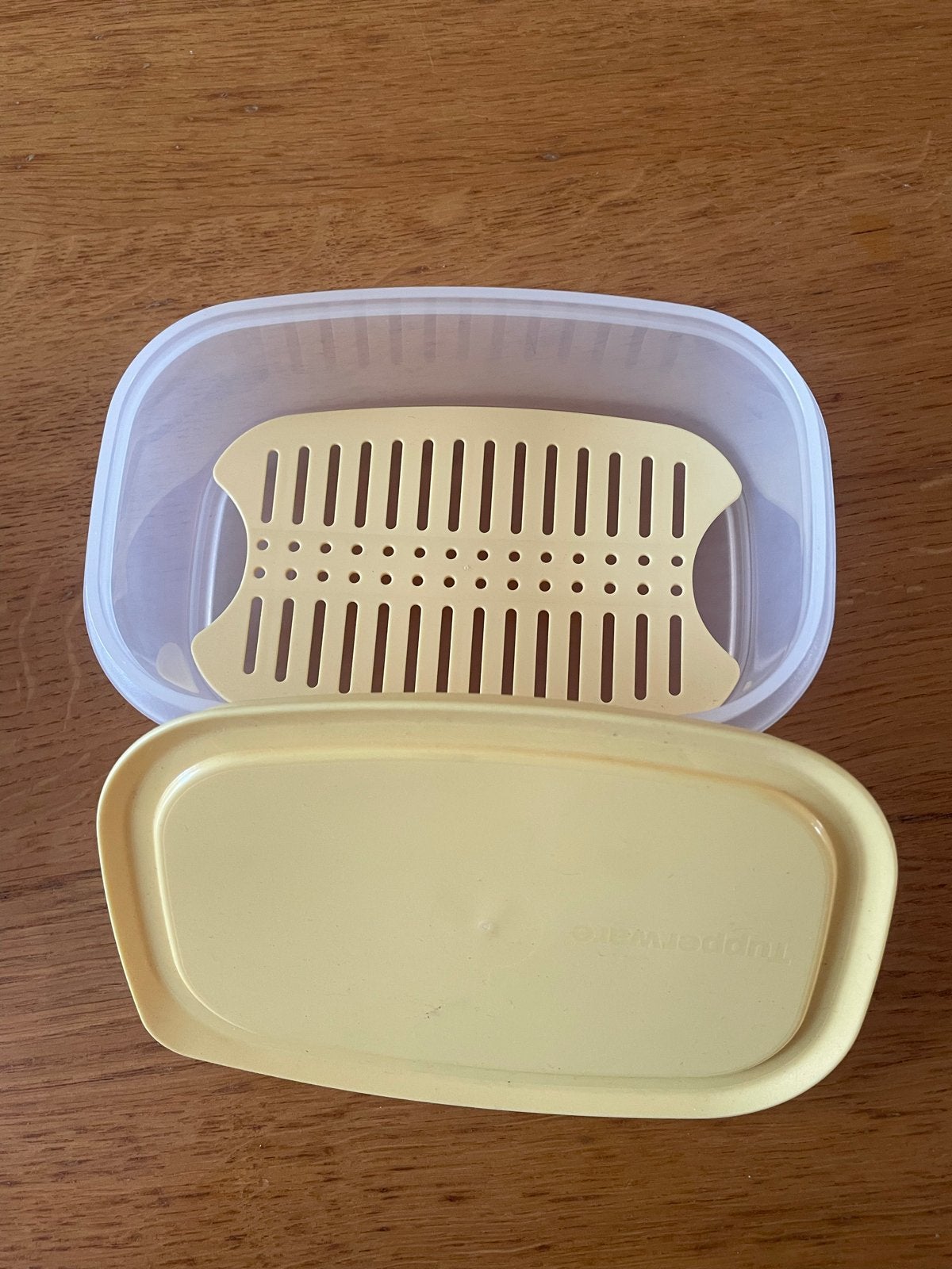 Nieuw Tupperware Vleeswaren Bakje 640ml - Geel/Transparant, Bewaardoos, Geel, Nieuw, Luchtdicht