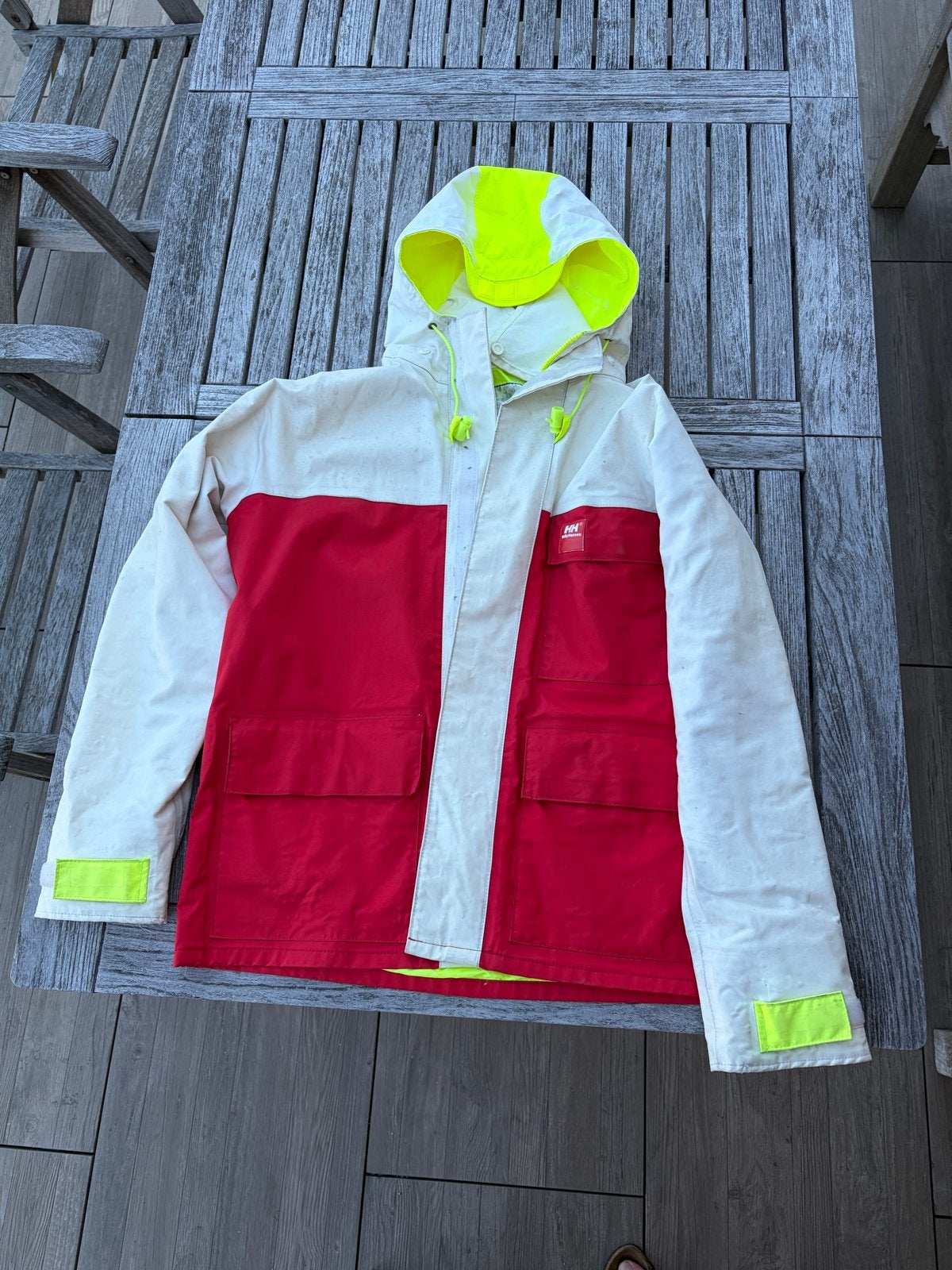 Vintage Helly Hansen Zeiljack - Rood/Wit met Neon Geel, Ophalen of Verzenden, Gebruikt, Dame of Heer, Zeiljack