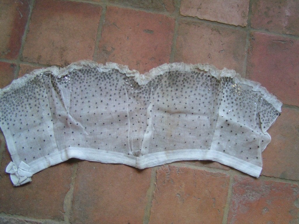 antieke muts of kraag in wording nr QQ 634, Verzenden, Dames