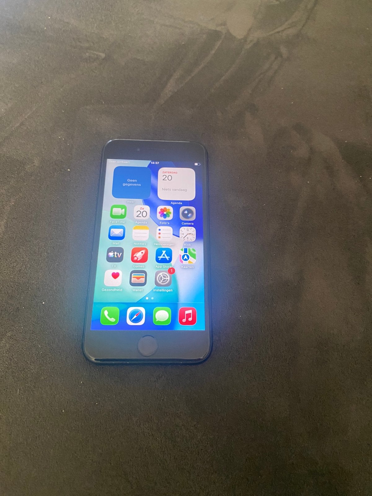 iPhone SE 3 (2022) 64 gb batterij capaciteit nog 86%, Telecommunicatie, Mobiele telefoons | Apple iPhone, Ophalen, Zwart, Zo goed als nieuw