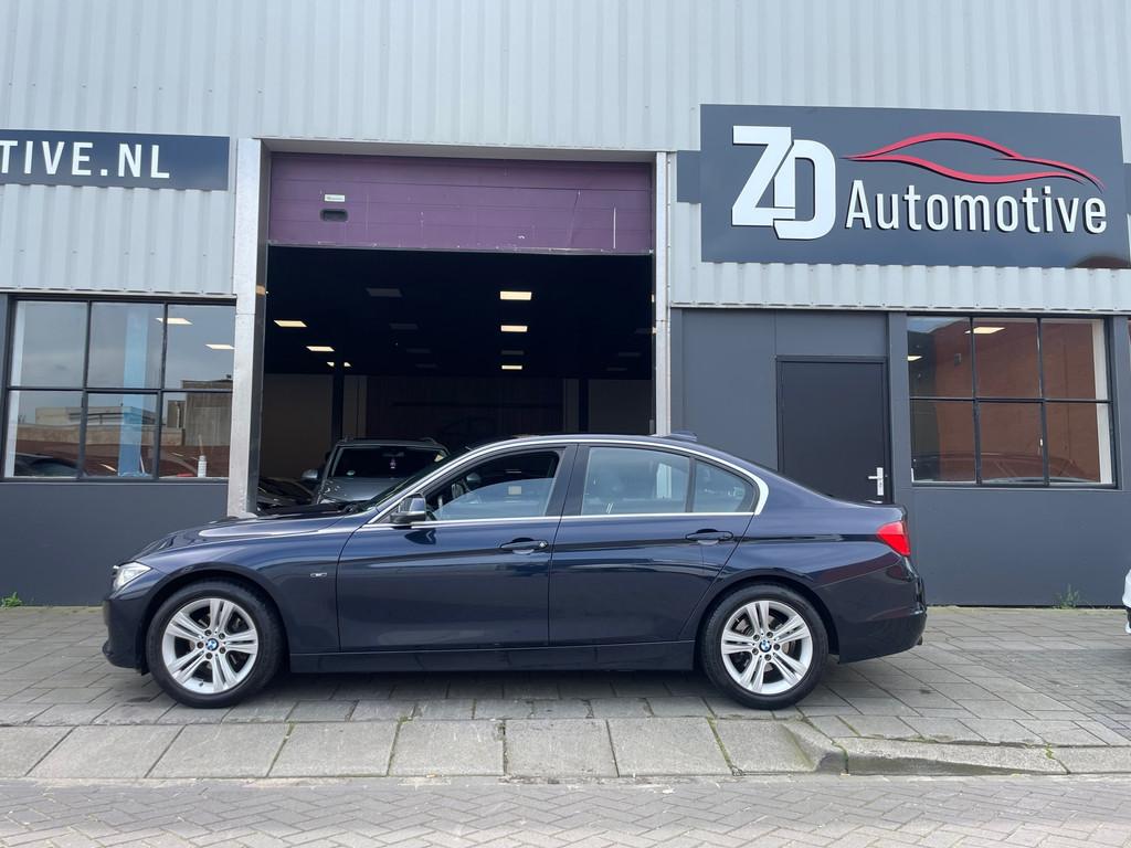 BMW 3-serie 320i High Executive, Automaat, Achterwielaandrijving, Gebruikt, Euro 6