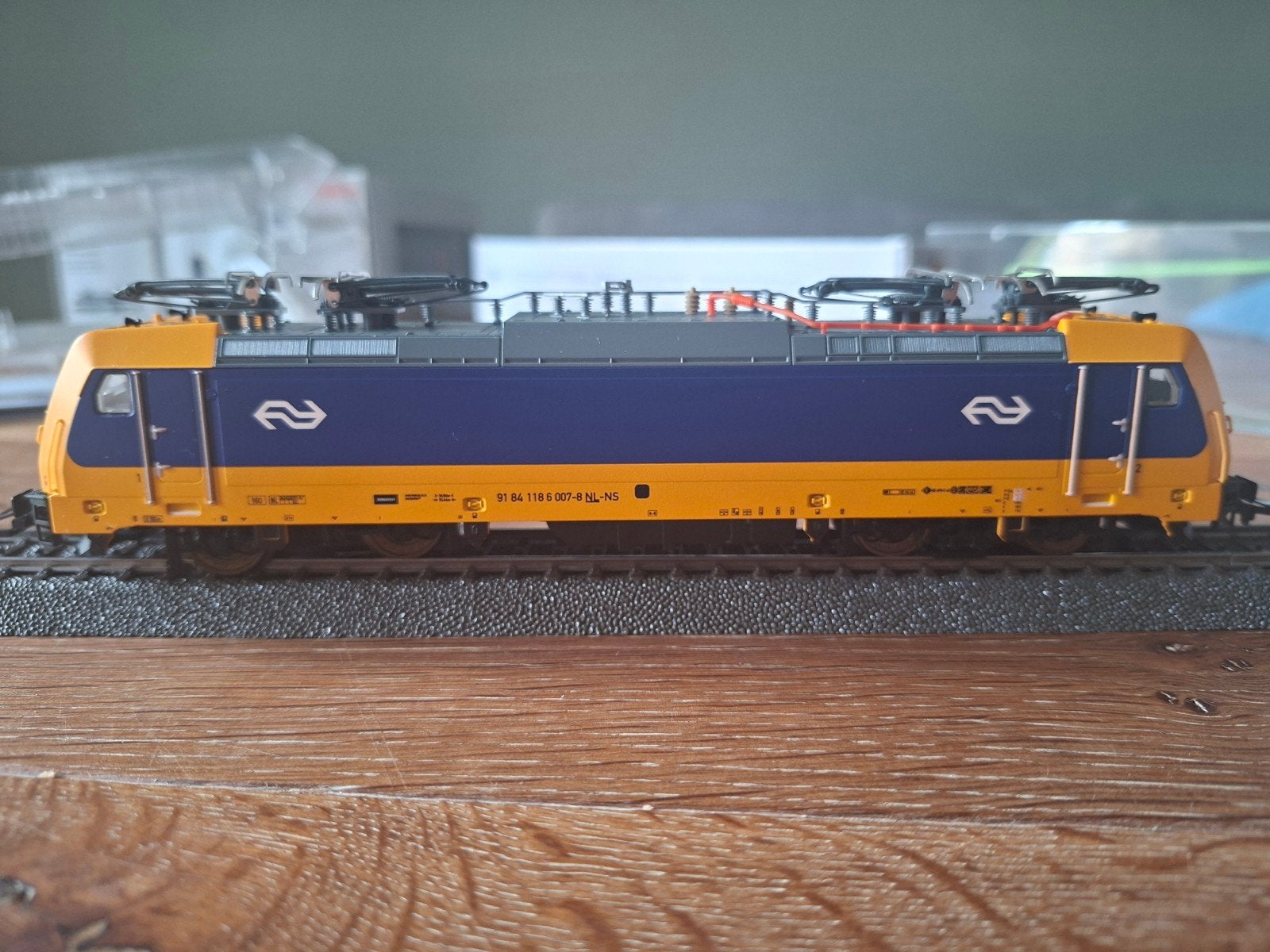 Märklin H0 36629 NS serie E 186 DCC MFX Full Sound Locomoti, Ophalen of Verzenden