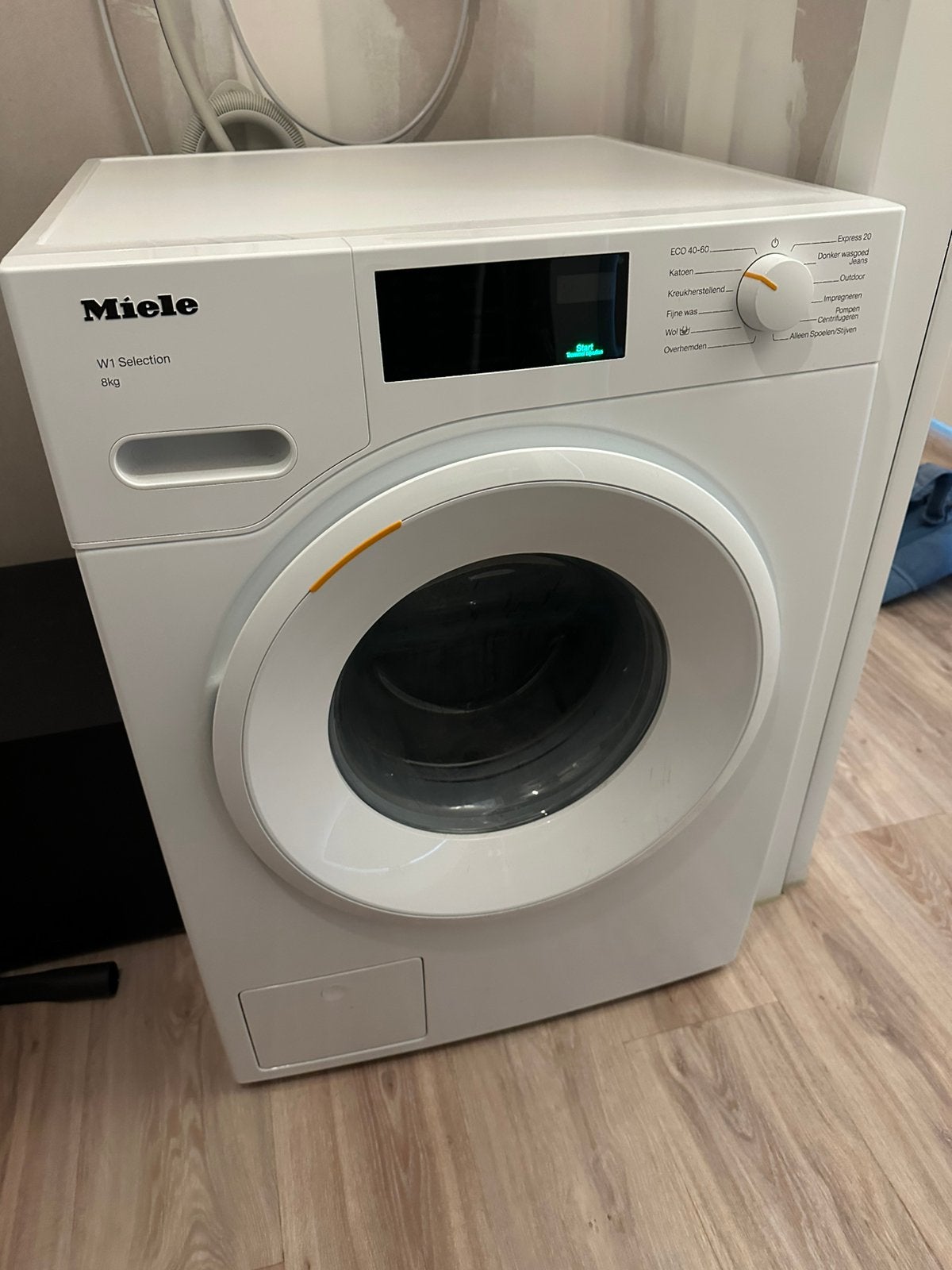 Miele WSD 023 WCS washing machine, Ophalen, 1200 tot 1600 toeren, 8 tot 10 kg, Zo goed als nieuw