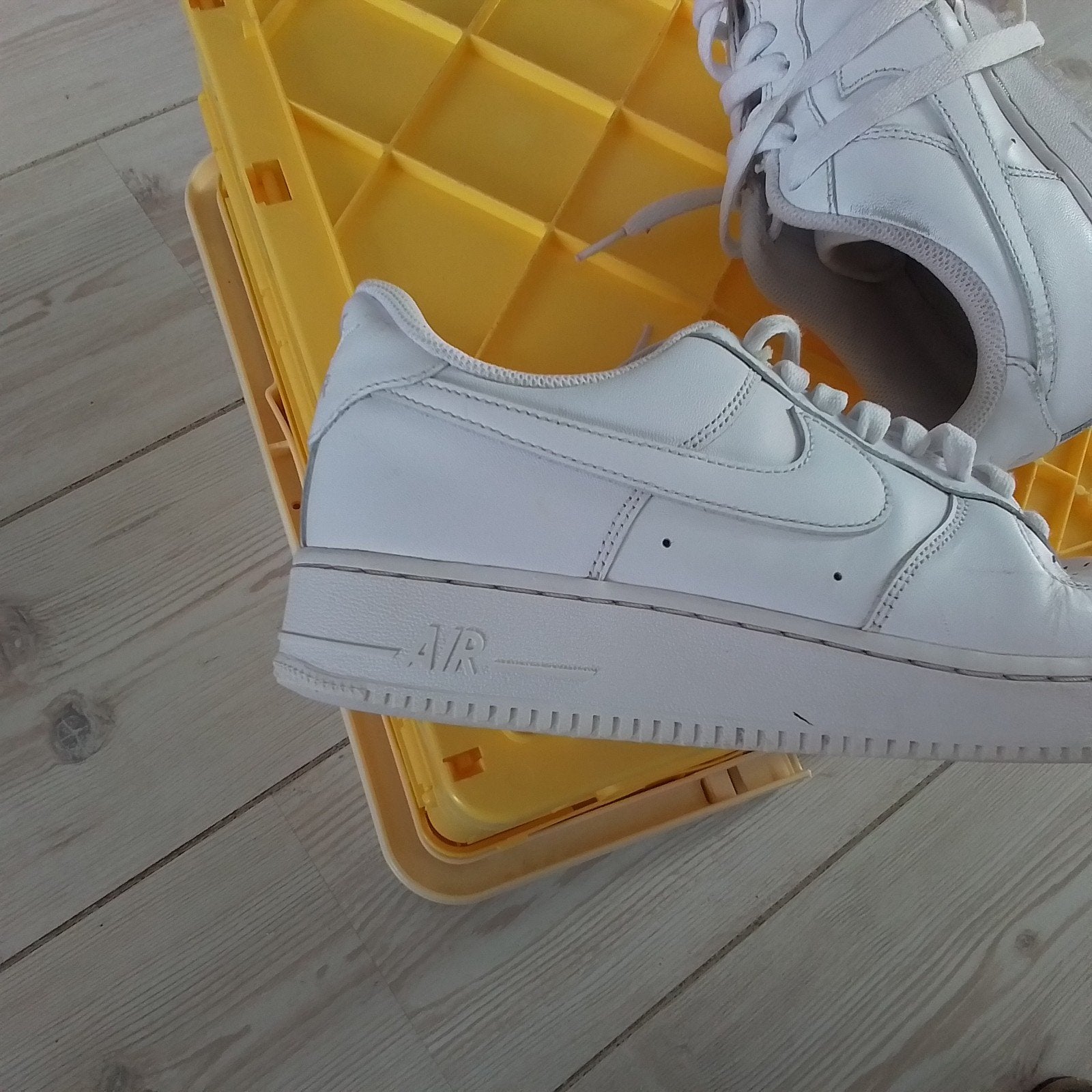 Nike airs, Kleding | Heren, Schoenen, Ophalen of Verzenden, Zo goed als nieuw, Wit