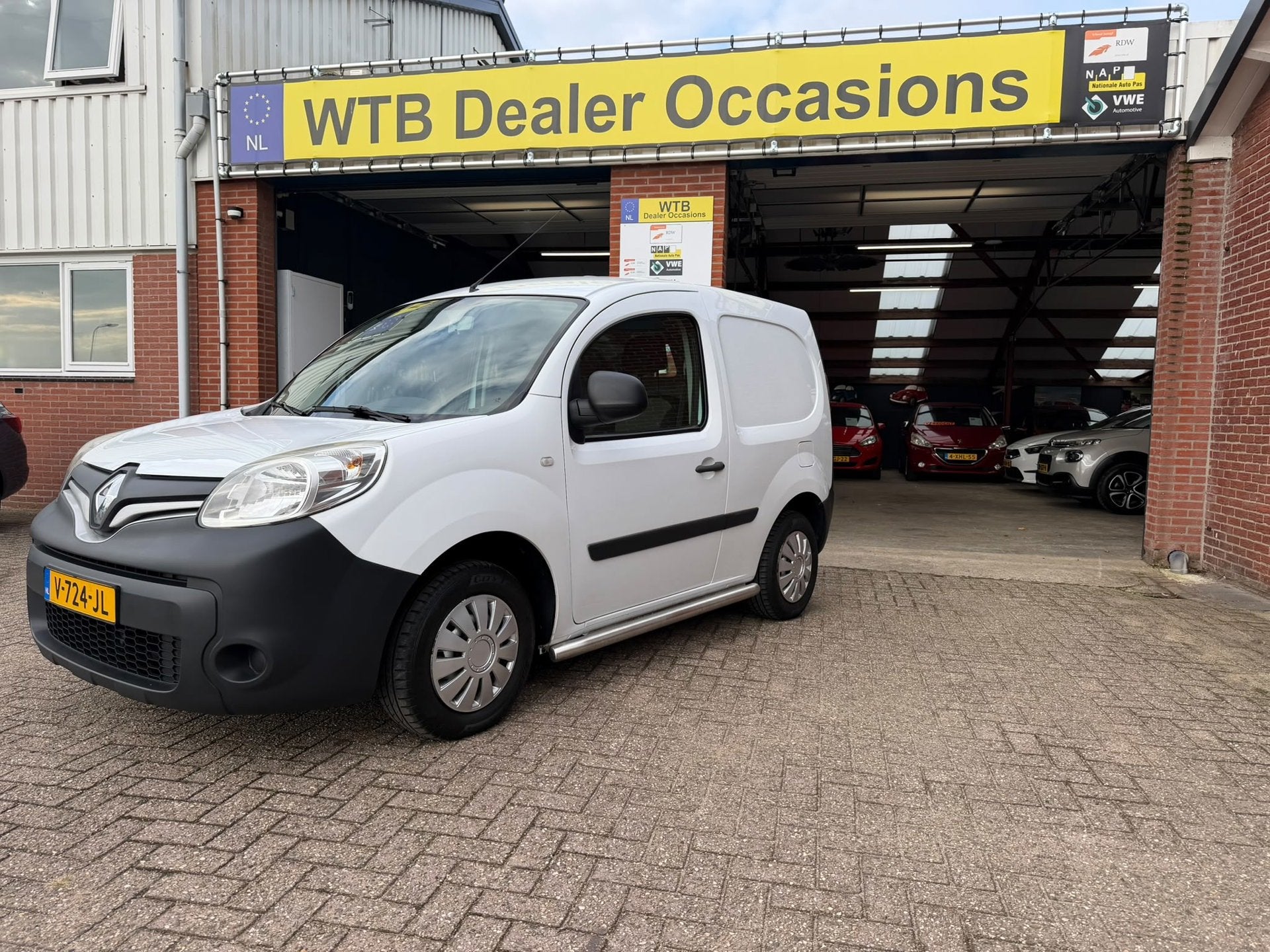Renault Kangoo 1.5 dCi 75 Energy Compact Euro 6, Navi, Tr.ha, Voorwielaandrijving, Dealer onderhouden, Stof, Gebruikt