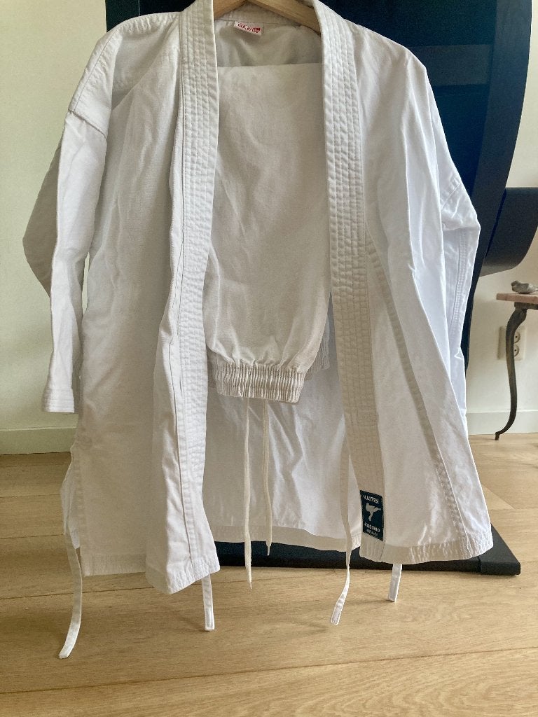 karatepak - Kaiten mt 2/150, Ophalen, Vechtsportpak, Zo goed als nieuw, Karate