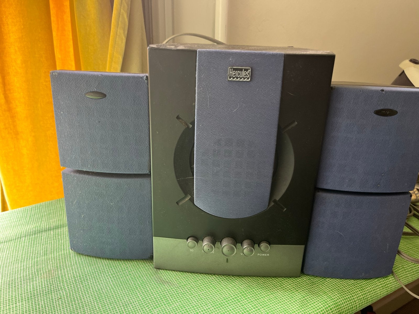 Hercules XPS 2.1 40 Slim speakerset, Audio, Tv en Foto, Overige merken, Gebruikt, Inclusief kabels, Speakerset