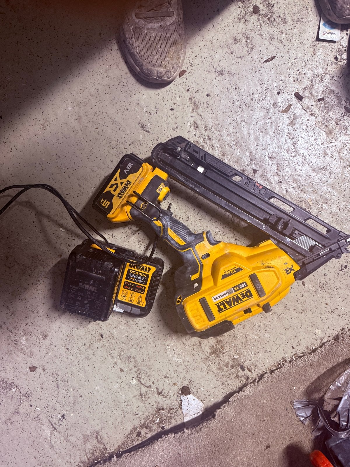 DeWalt Afwerktacker 18V XR (Body) - dcn650, Ophalen, Gebruikt