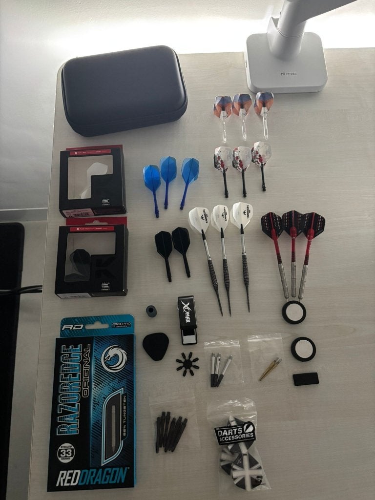 Dartpijlen Red Dragon Razor Edge, Winmau Mervyn King, Target, Sport en Fitness, Ophalen of Verzenden, Zo goed als nieuw, Pijlen