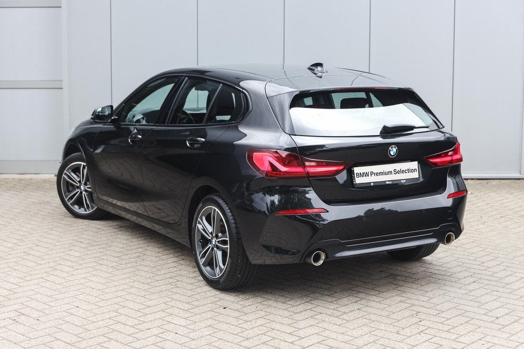 BMW 1 Serie 120i High Executive Sport Line Automaat / Sports, Auto's, BMW, 1998 cc, 730 kg, Gebruikt, 4 cilinders
