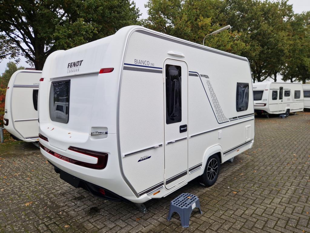 Fendt Bianco Activ 390 FHS Model 2026, Caravans en Kamperen, Caravans, Bedrijf, Treinzit, Tot en met 3, Overige typen